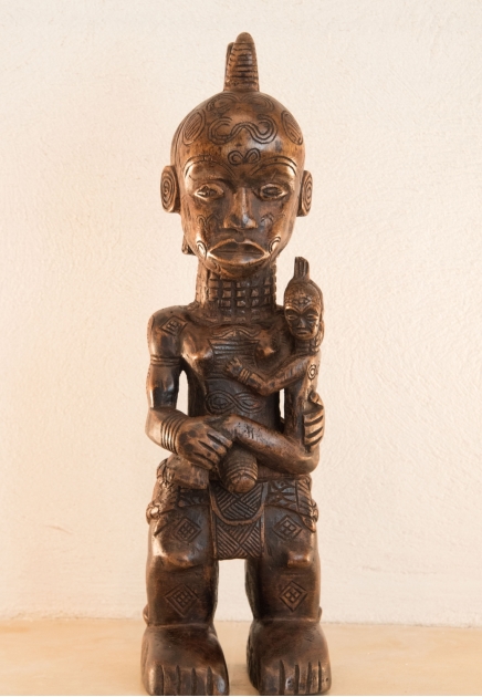 Bena luluwa Mother and Child figure