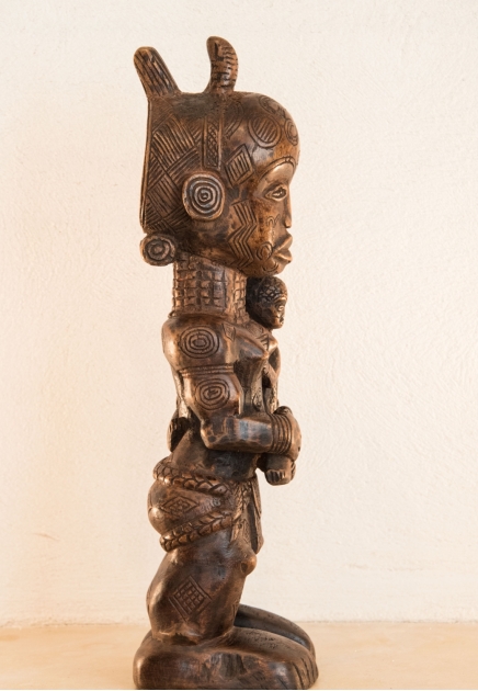 Bena luluwa Mother and Child figure