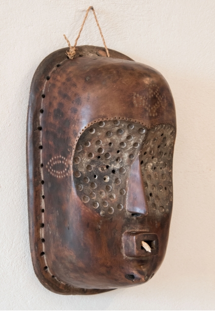 Luluwa mask