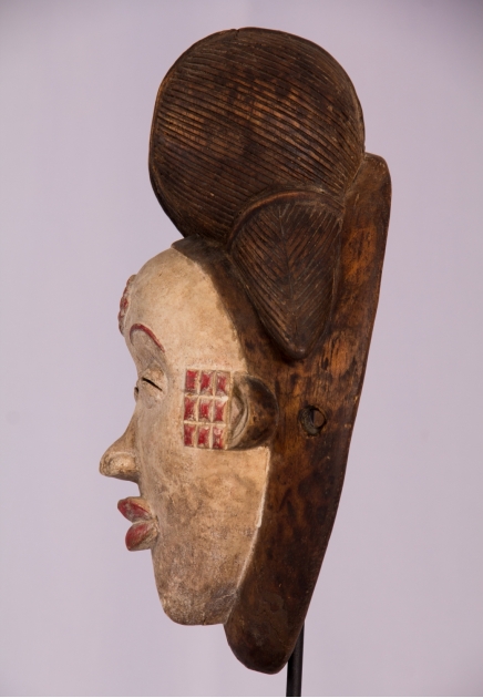 Punu Okuyi mask