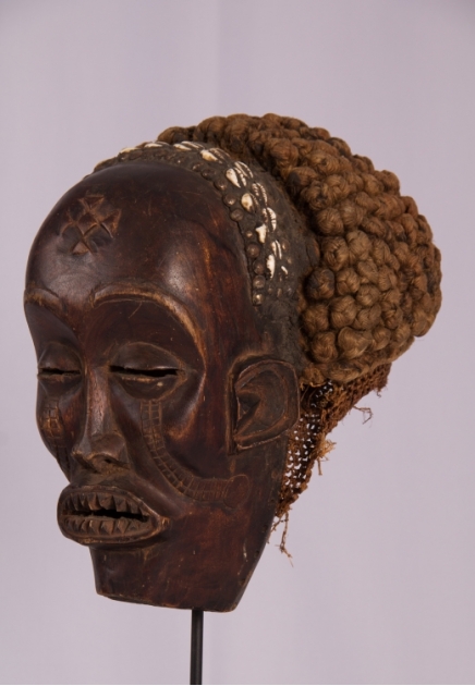 Chokwe Mwana Pwo Mask